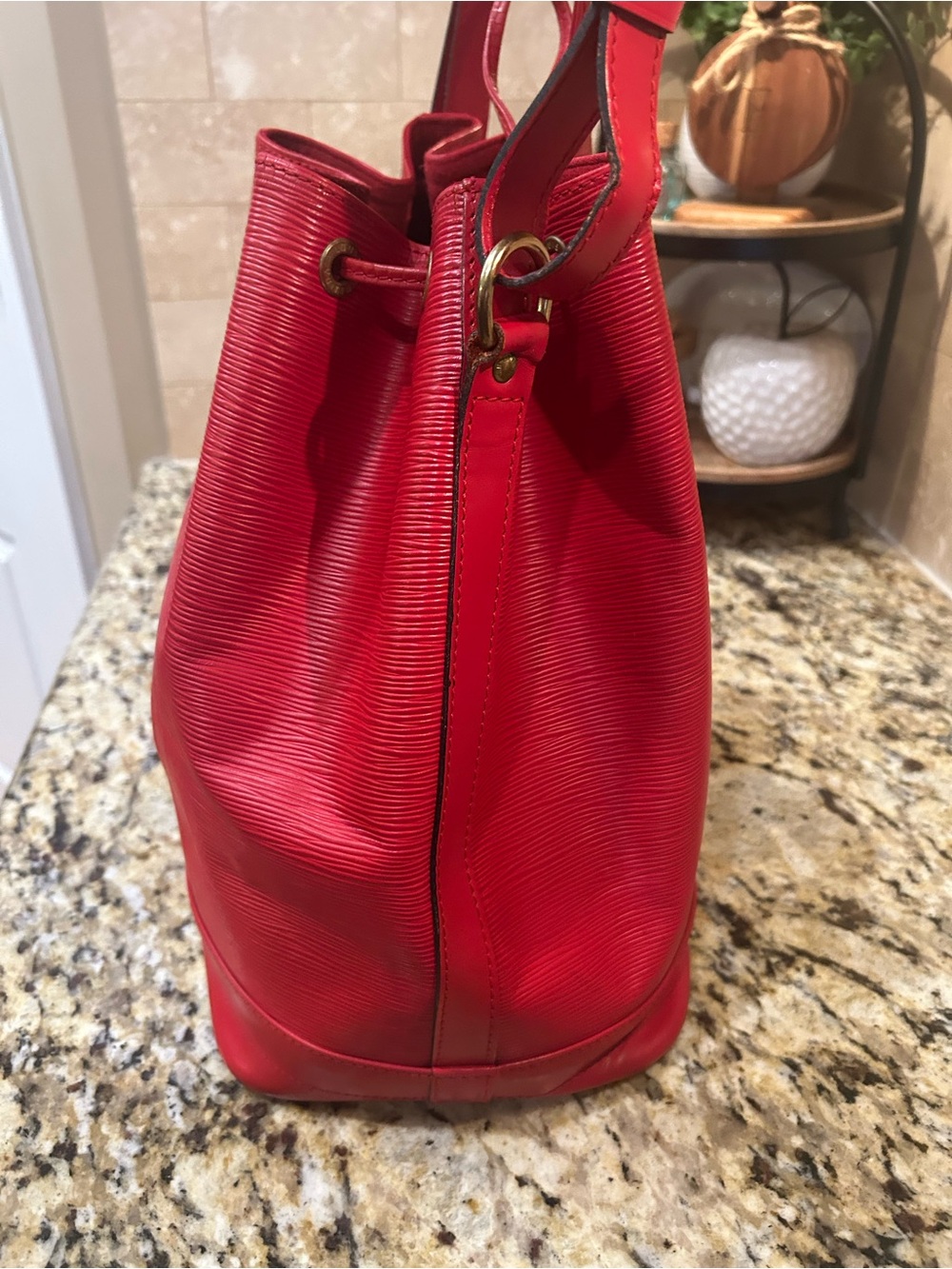 Louis Vuitton Women's Red Epi Noe GM Large Leather Shoulder Bucket Bag COA - Picture 6 of 16